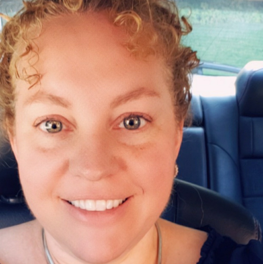 Meet your Posher, Helen